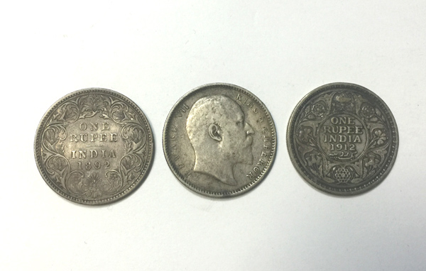 英国領インドの1ルピー銀貨