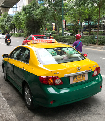 バンコクの個人タクシー