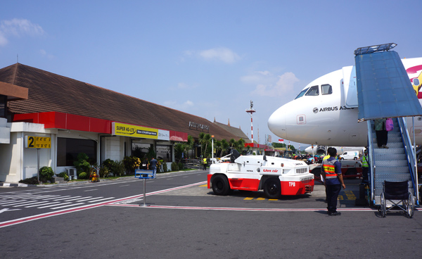 ジョグジャカルタのアジスチプト国際空港