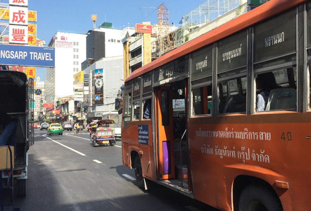 バンコクの路線バス