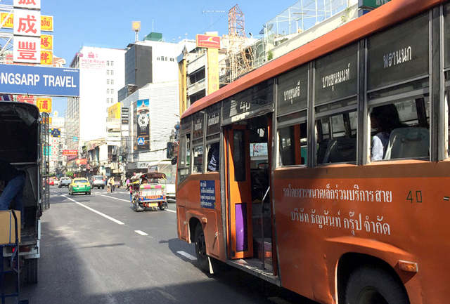 バンコクの路線バス