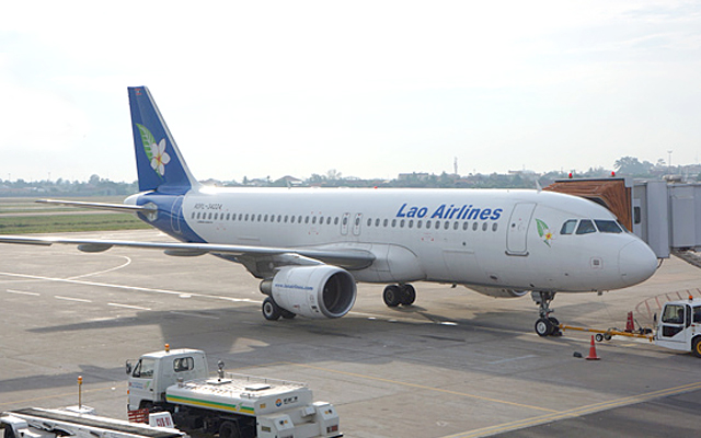 ラオス航空のエアバスA320型機