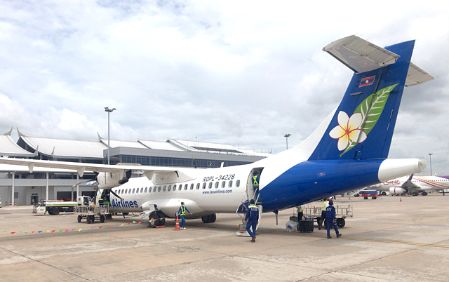 ラオス航空のATR72型機