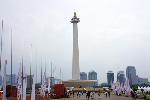 モナス(独立記念塔) モナス(独立記念塔)