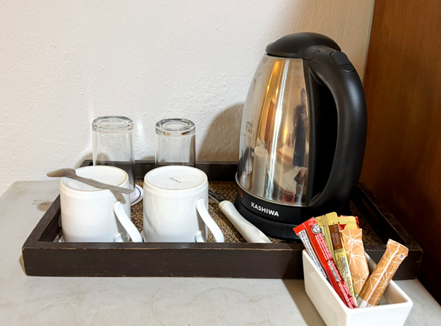 電気ケトル、インスタントコーヒーなど