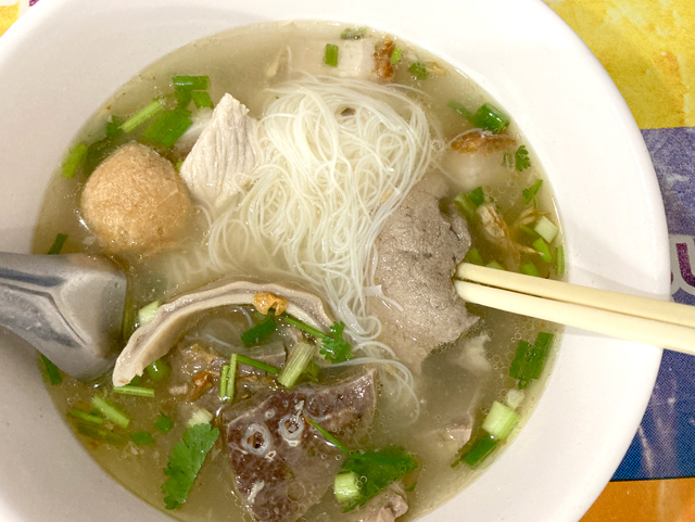 タイの米粉麺クァイティオ