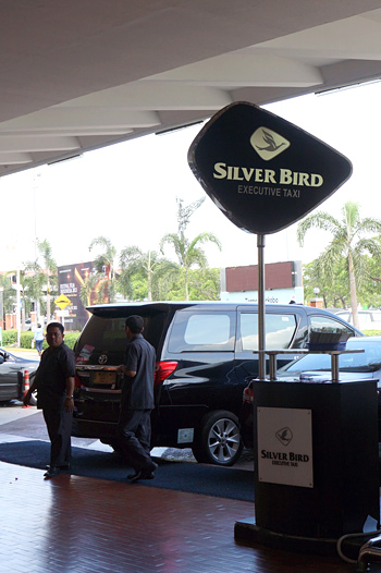 シルバー バード エグゼクティブ タクシー