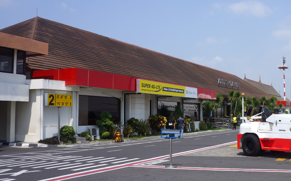 ジョグジャカルタのアジスチプト国際空港