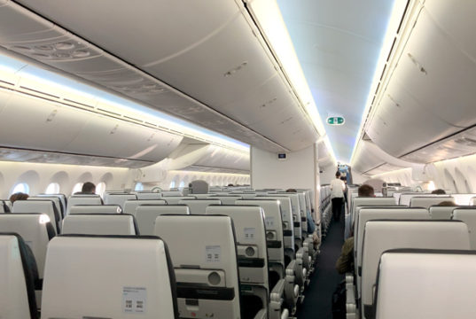 ZIPAIR機内の様子